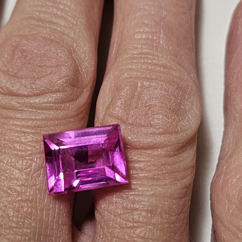 Brilliant Certified Pink Spinel Gemstone 11.50ct - Picture 6 of 10